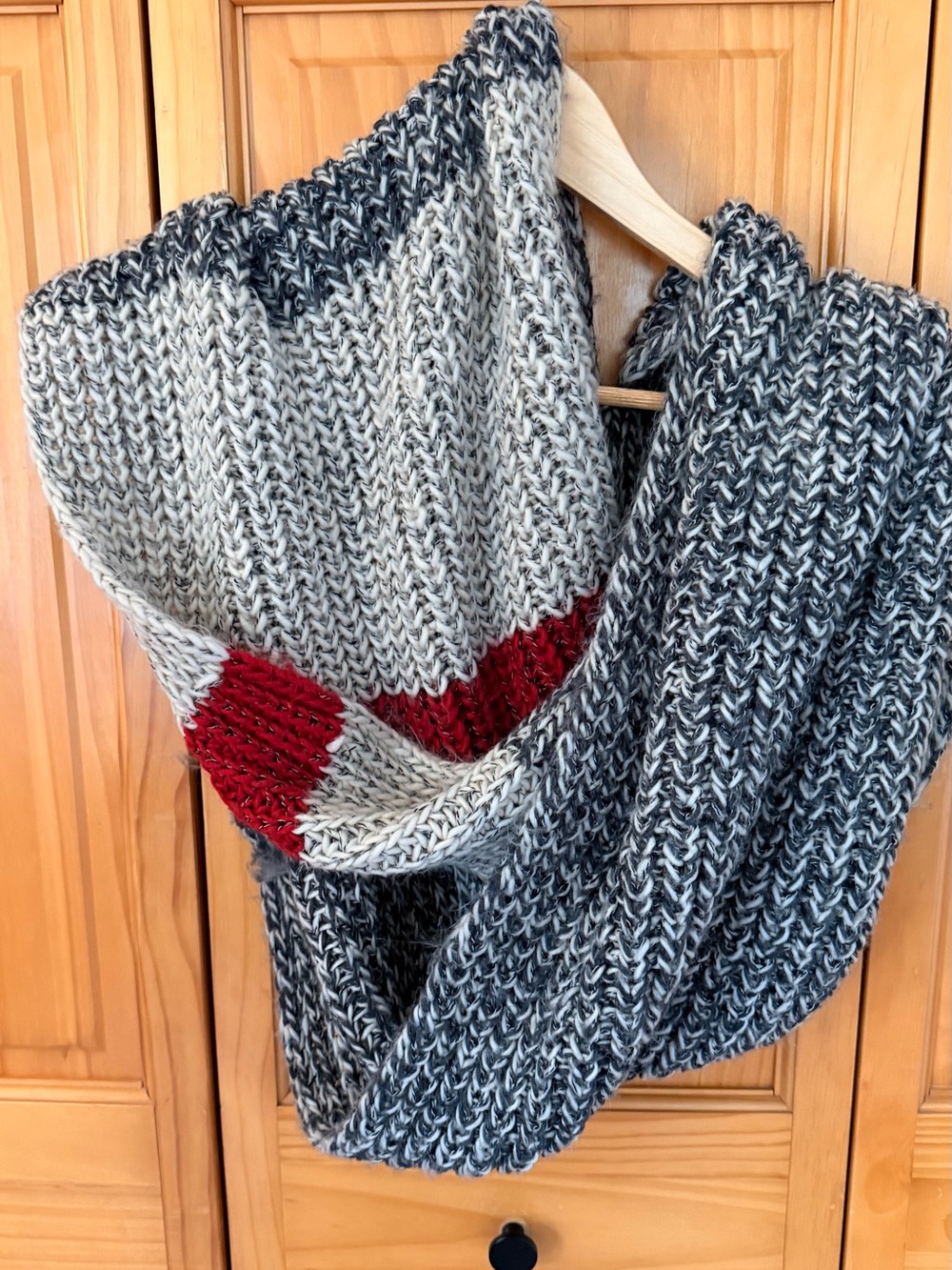 Roots Chunky Knit Infinity Scarf in Black, White & Red
